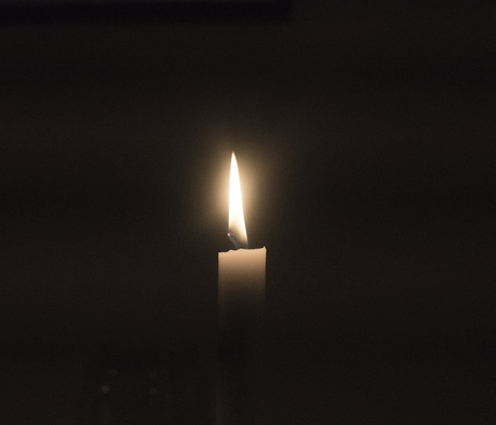 Memorial candles